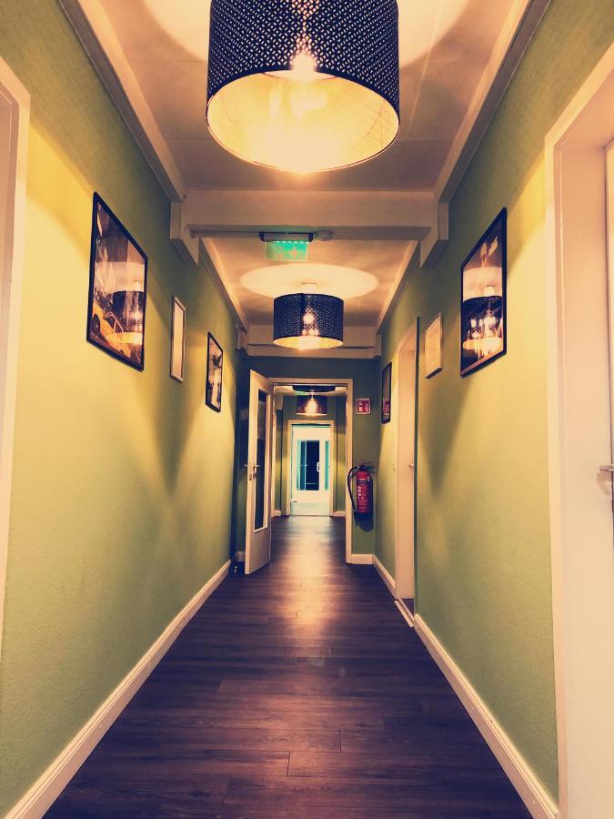 Sezer B&A Ug Bed & Breakfast - Berlin — Foto’s 2