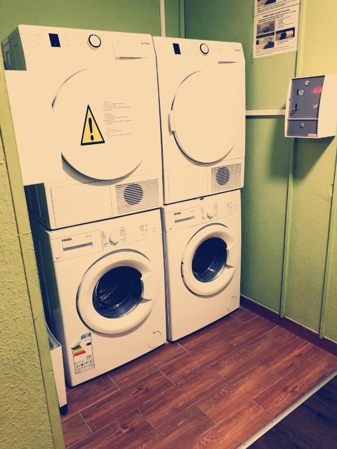 Sezer B&A Ug Bed & Breakfast - Berlin — Foto’s 3